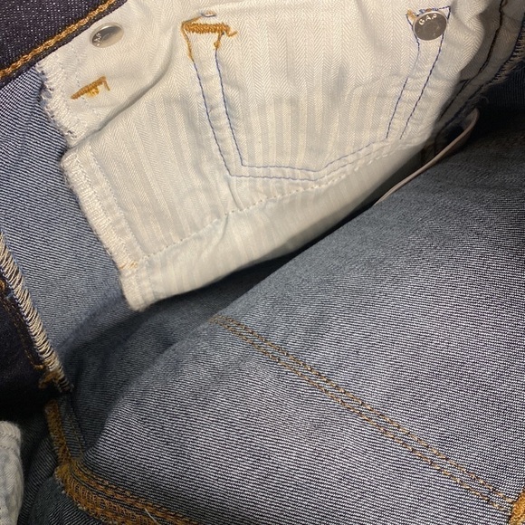NWOT GAP TRUE SKINNY DARK WASH DENIM JEANS SIZE 28 SHORT - Picture 4 of 8